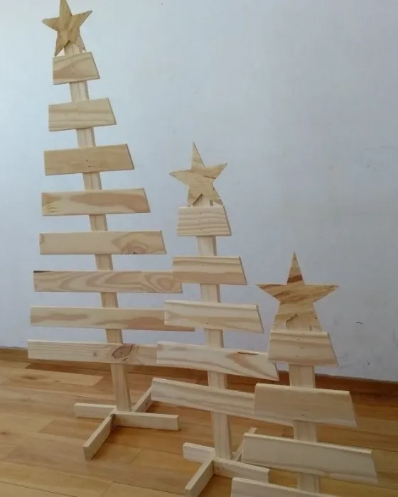 Arbol de navidad en pino imagen 1